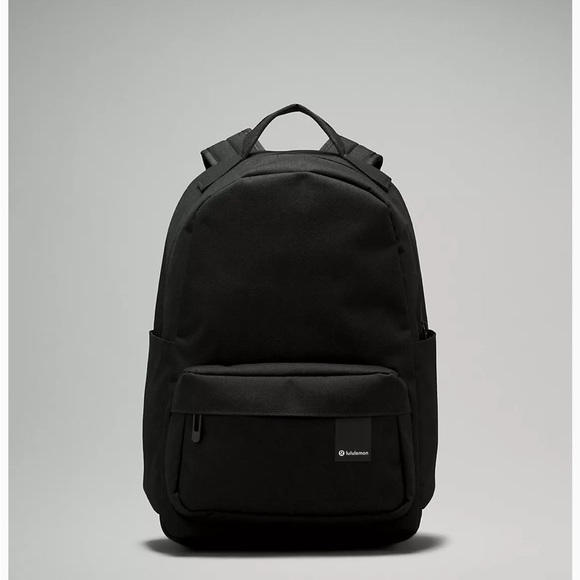 Lululemon Command the Day Black Backpack 25L NWT - Laptop Sleeve, Luggage Pass - Picture 6 of 8